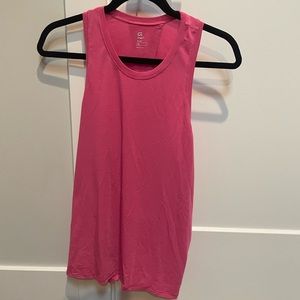 Gap fit bresth tank top in bubblegum pink!